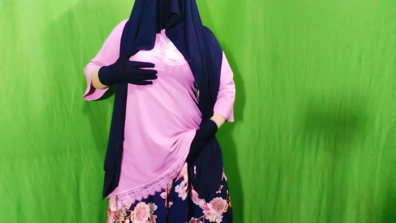 Indian housewife sex in Hindi audio story