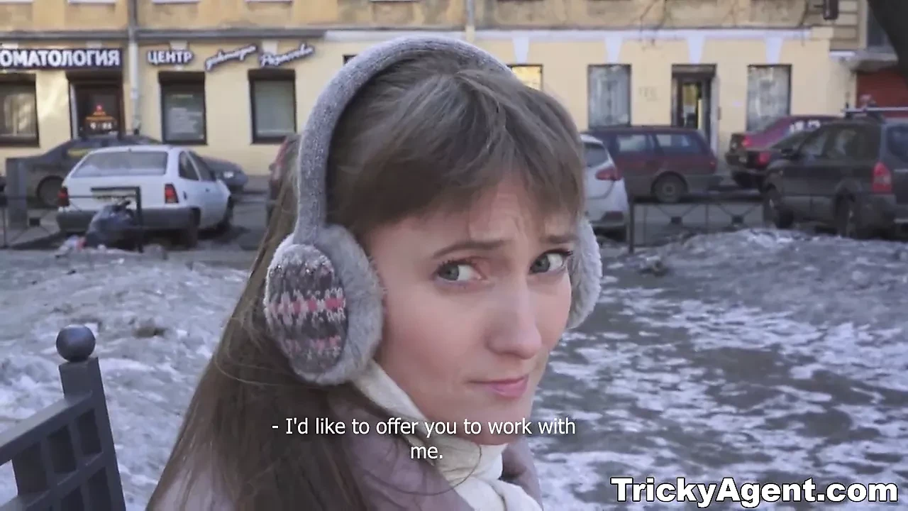 Tricky Agent – Assfucked with her bf downstairs