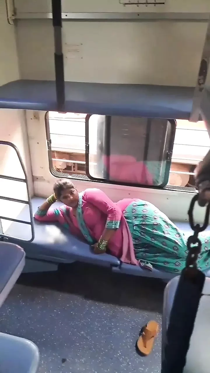 🔴Indian desi muslim stepsister ruks fucked by young amateur stepbrother in doggy style full Hindi audio pov porn