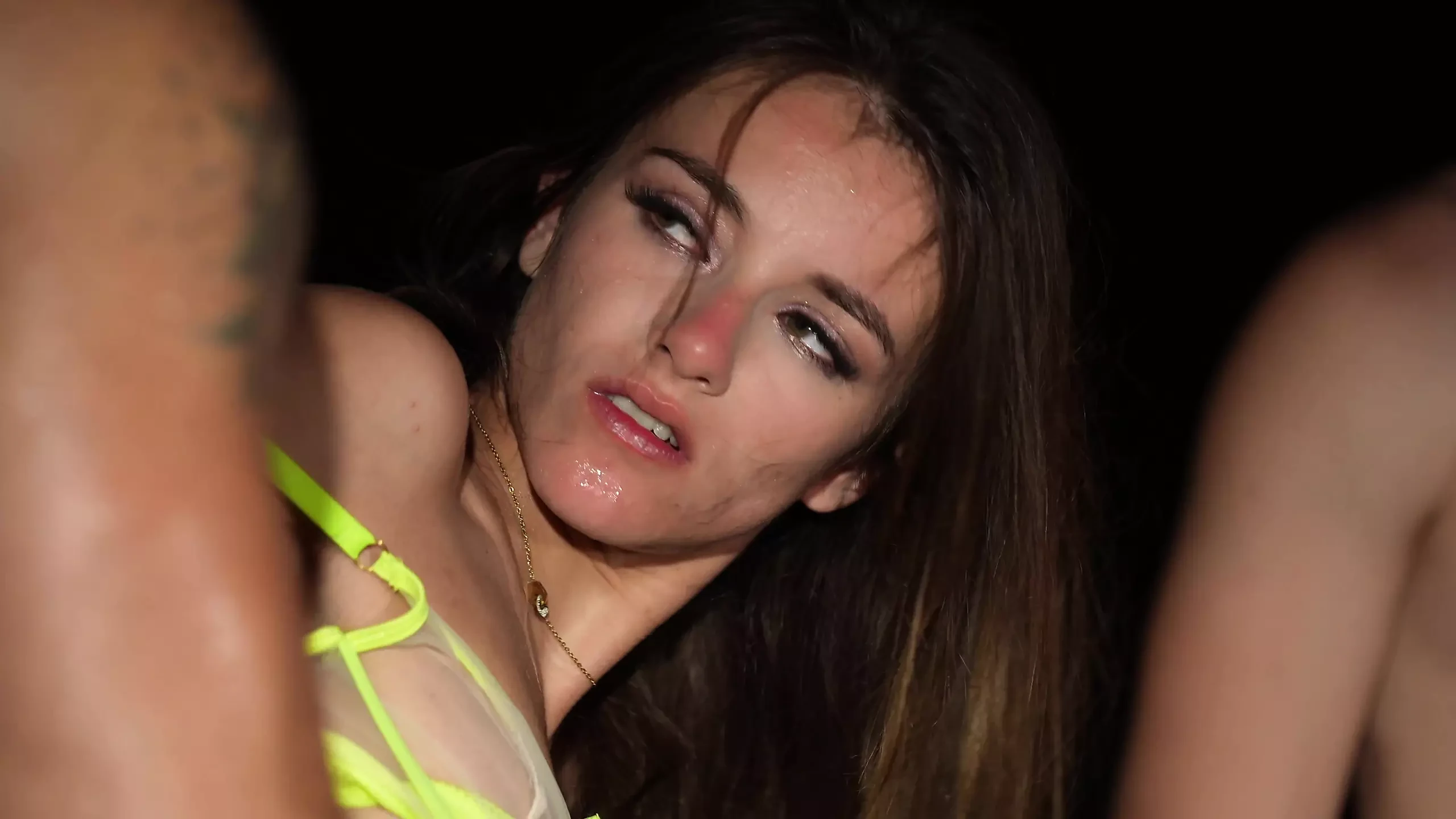 1er Gangbang a 22 Ans