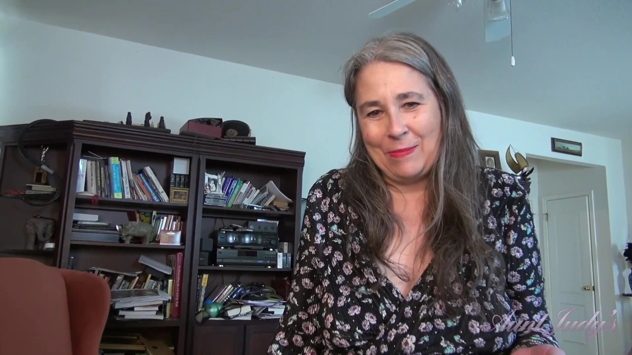 Ajudys – Your Mature Step-aunty Grace Gives You a Helping Hand (pov)