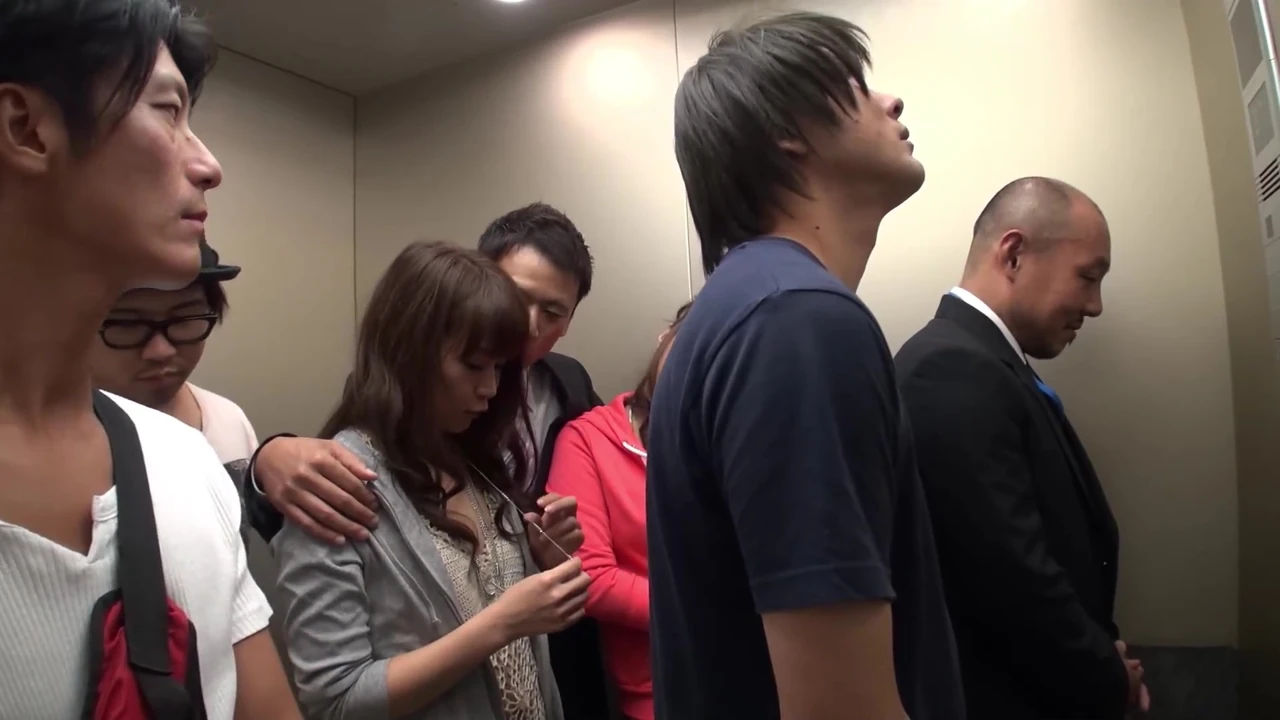 Elevator group sex – Japanese goes wild