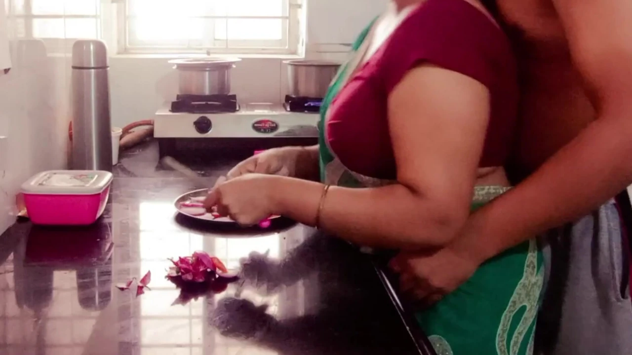 Desi Indian Big Boobs Stepmom Arya Fucked by Stepson in Kitchen while Cooking.
