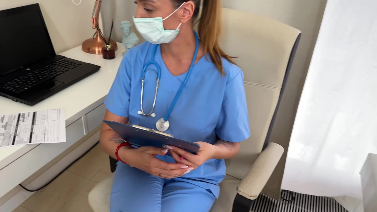 Fast Dream Sex While Visiting Doctor